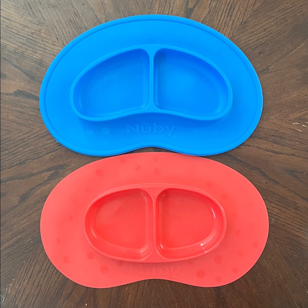 Nuby Silicone Sure Grip Baby Divided Plates Lot of 2 Preowned